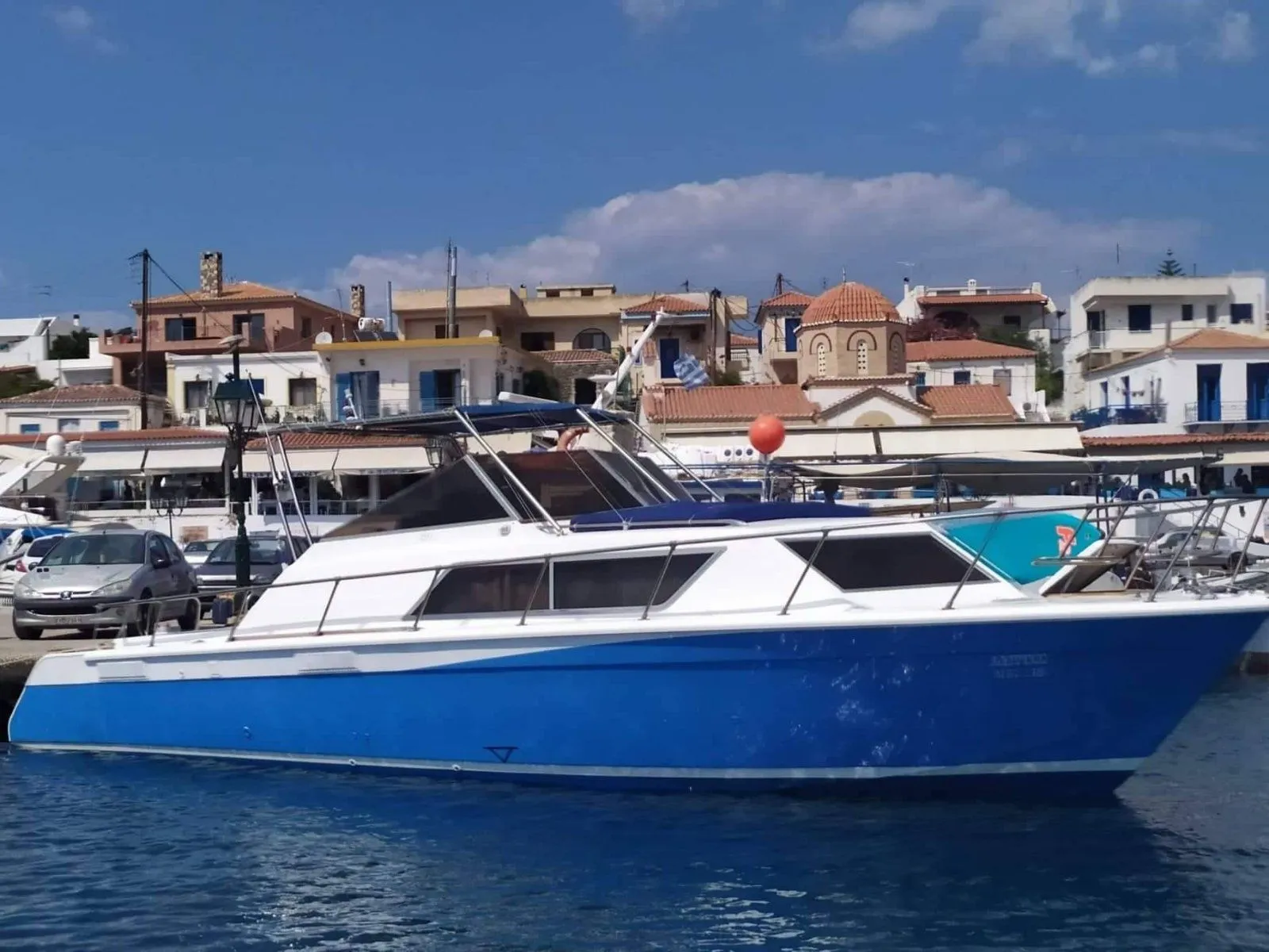 Explore Pachi on a 10m Riva 33 Motor Yacht Rental