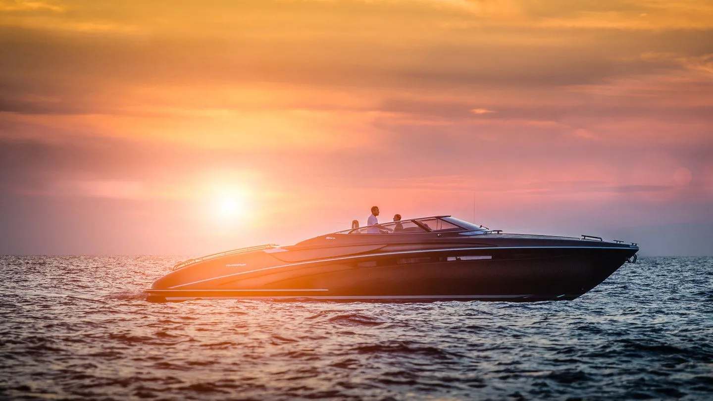 13.41m Vlychada Riva Rivarama 44 Motor Yacht Hire