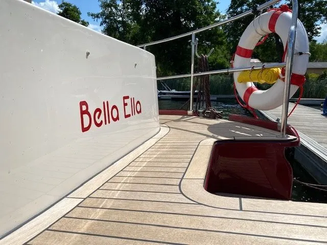 Bella Ella Kiralık Teknesi