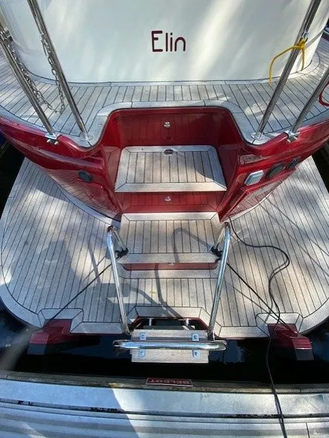 Elin Charter Boat