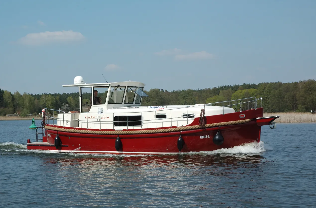 Rent a 11.6m 2 Cabin Motor Yacht in Fürstenberg/Havel