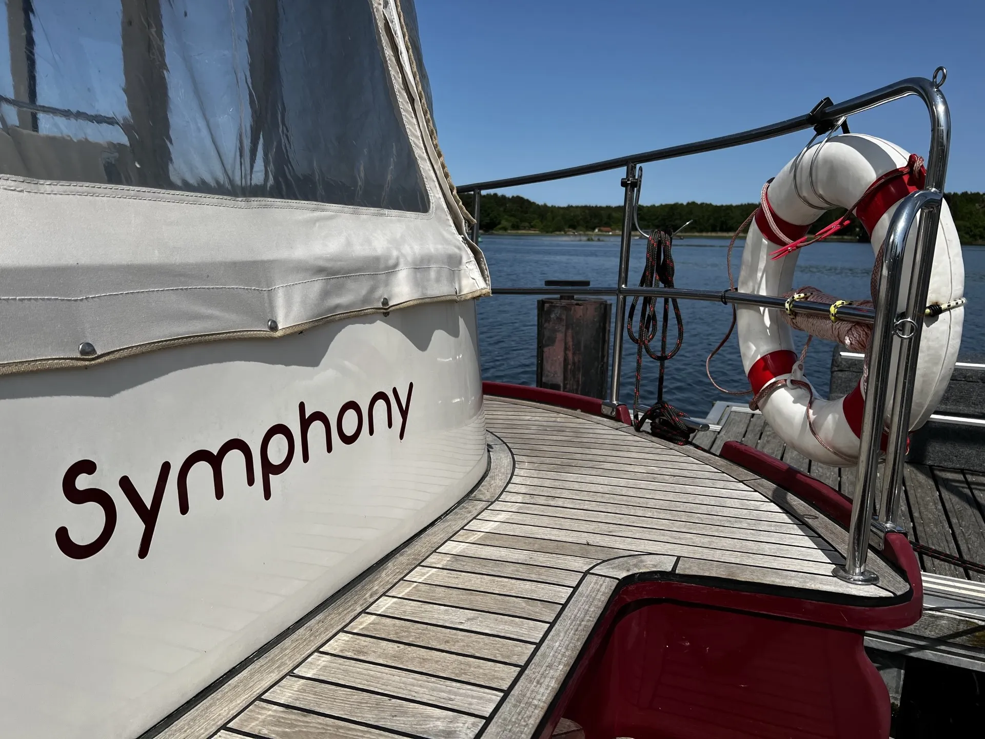 Symphony Charter Boat