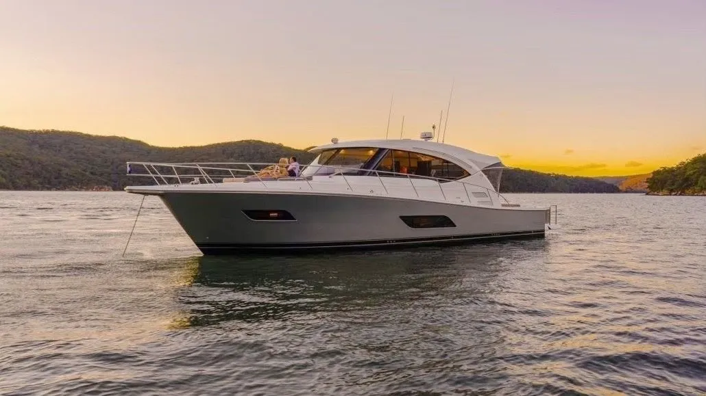 Rent a 17.6m Motor Yacht in Pa Klok