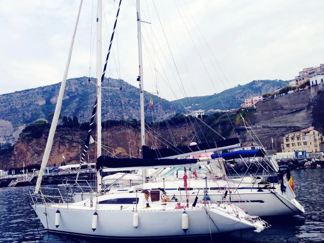 White Magic Charter Boat