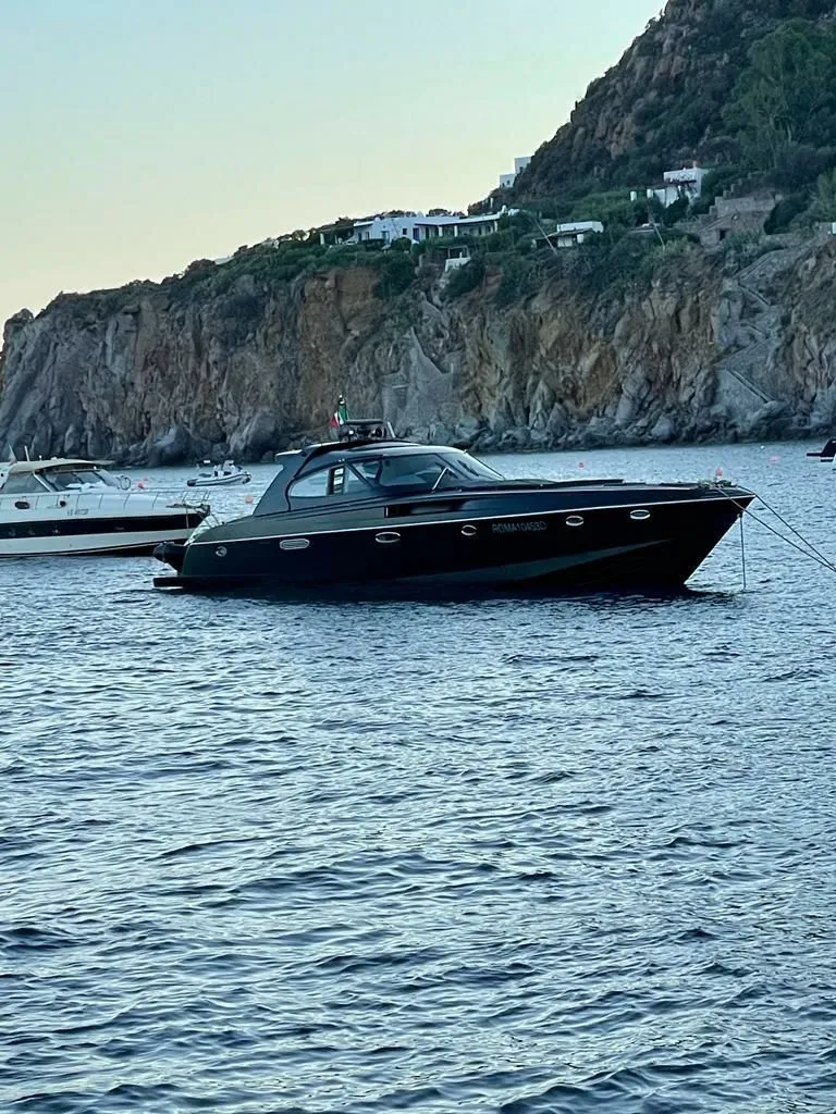 19m Salerno Motor Yacht Hire