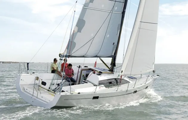 Charter a 10.47m Boat in Brest