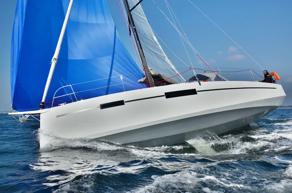 Boot - 10.69m La Trinite-sur-Mer RM 10.70 Hire