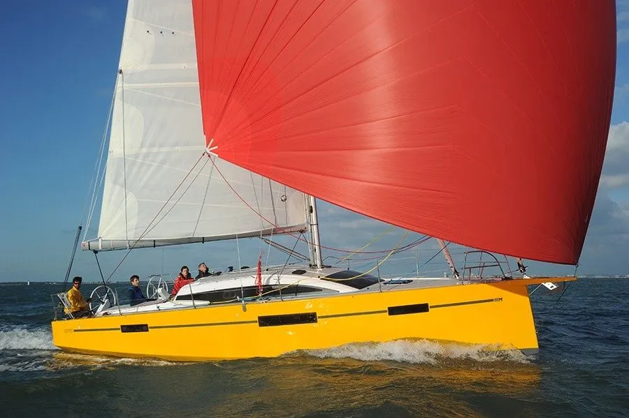 Boot - Rent a 10.69m Sailing Yacht in La Rochelle