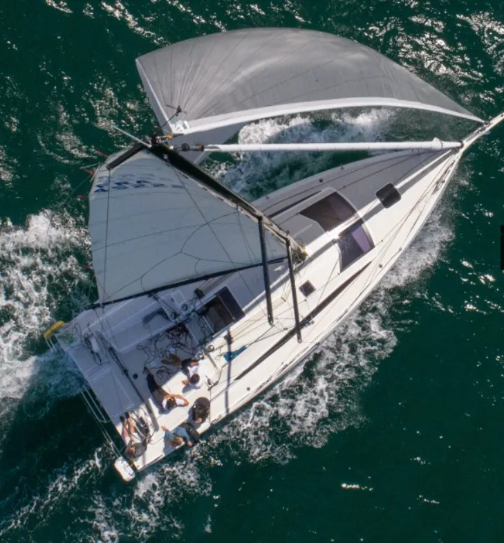 Clin d'Oeil Charter Boat