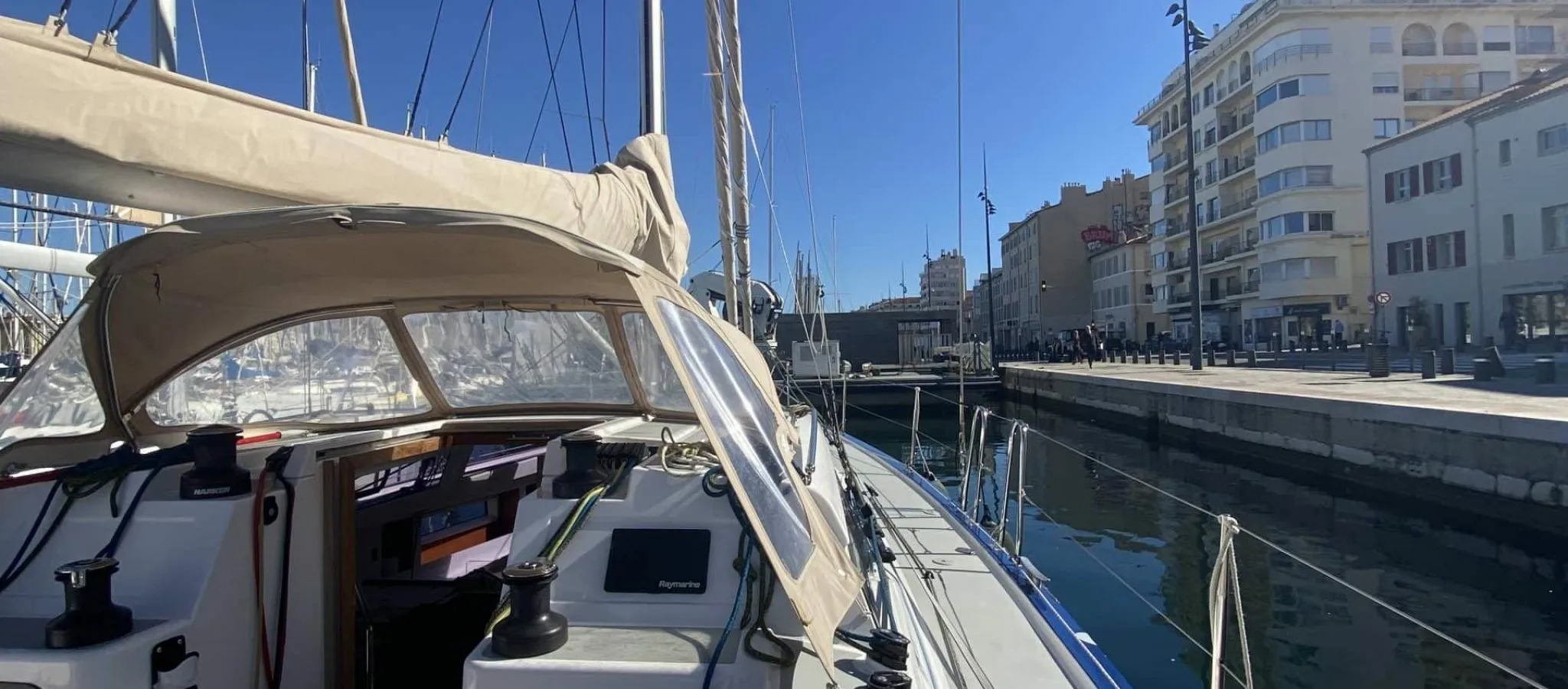 Neree Charter Boat