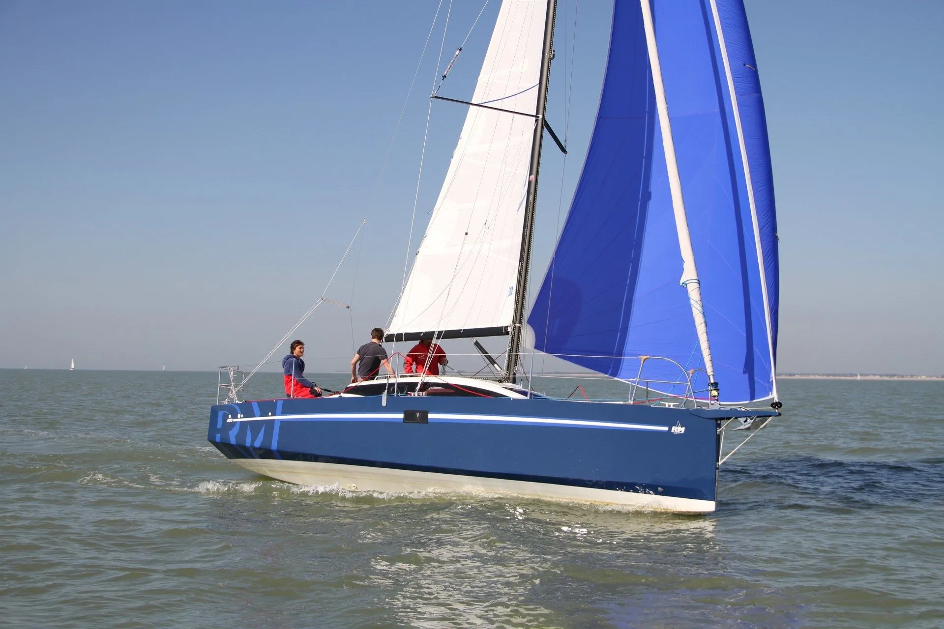 Rent a 8.9m RM 8.90 Sailing Yacht in La Trinite-sur-Mer