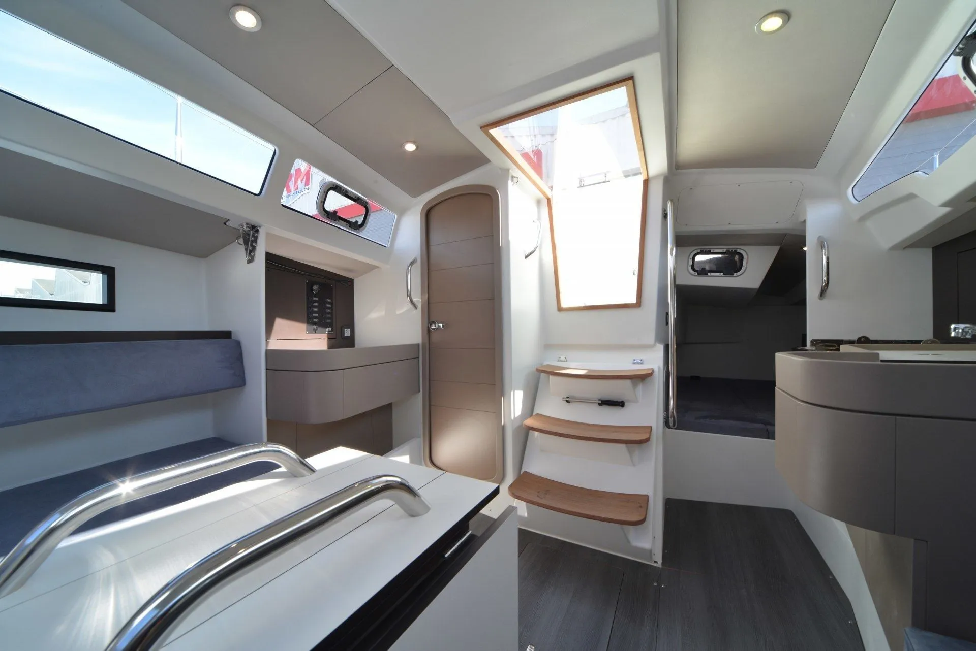 Rent a 8.9m RM 8.90 in La Trinite-sur-Mer