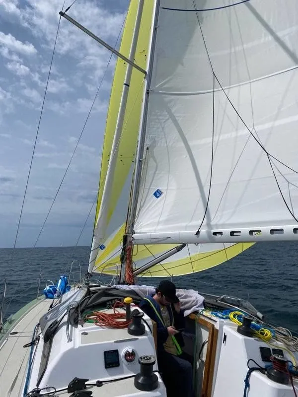 Rent a 9.69m 2 Cabin Sailing Yacht in Larmor-Plage