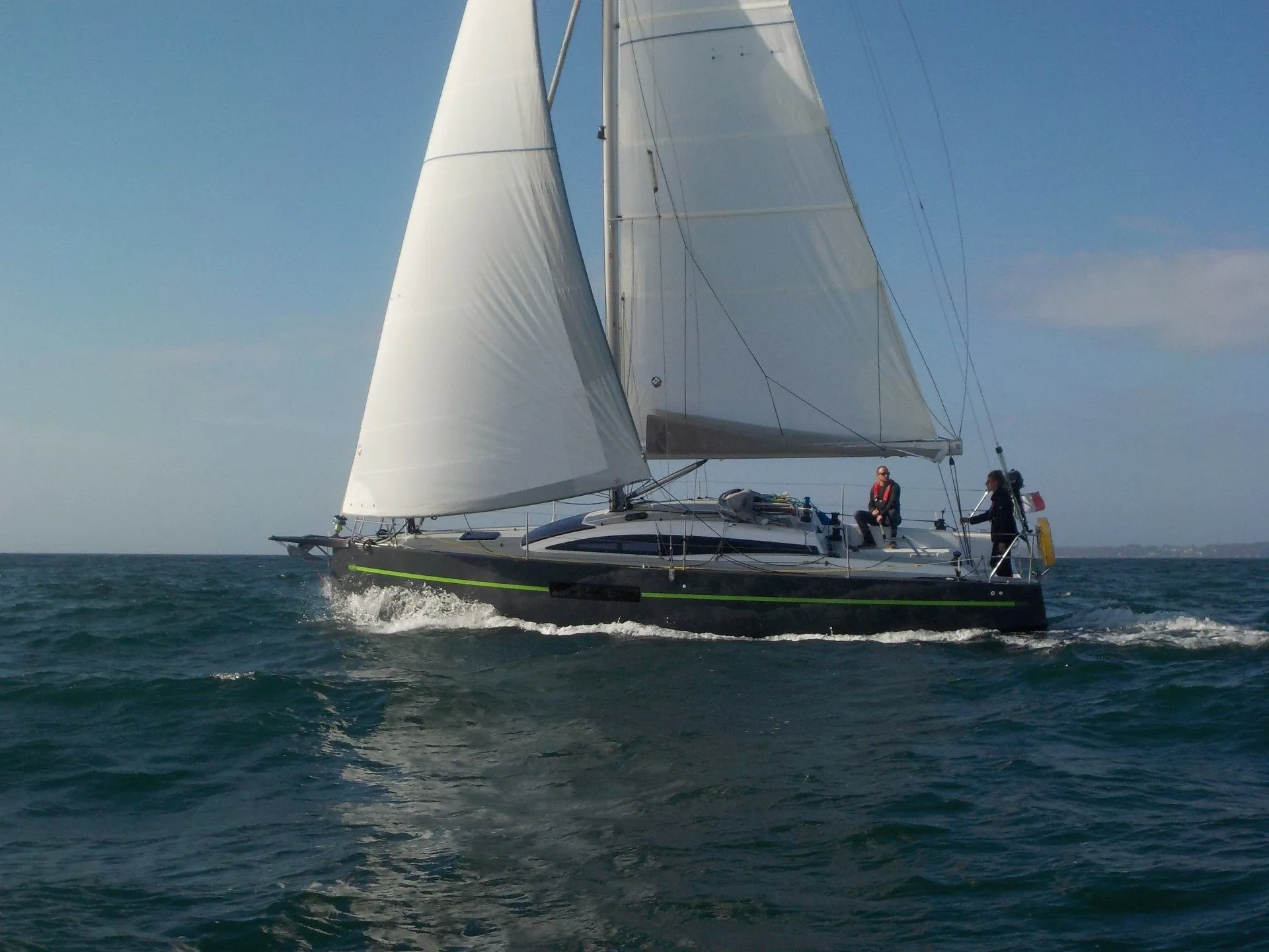 Rent a 9.7m Boat in Lorient