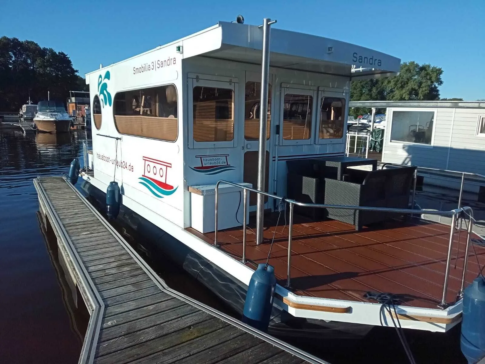 Explore Malchow on a 8.5m Rental Boat