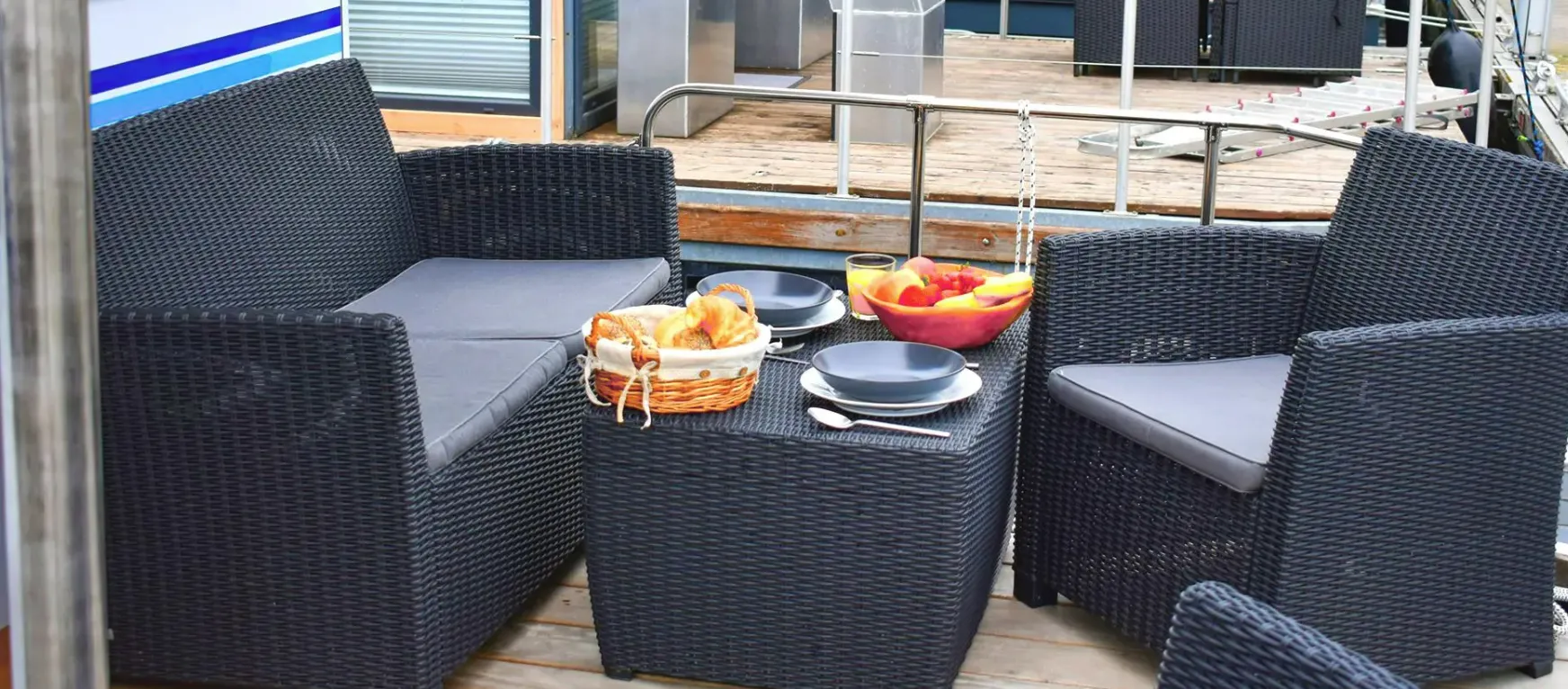 No Name Kiralık Teknesi