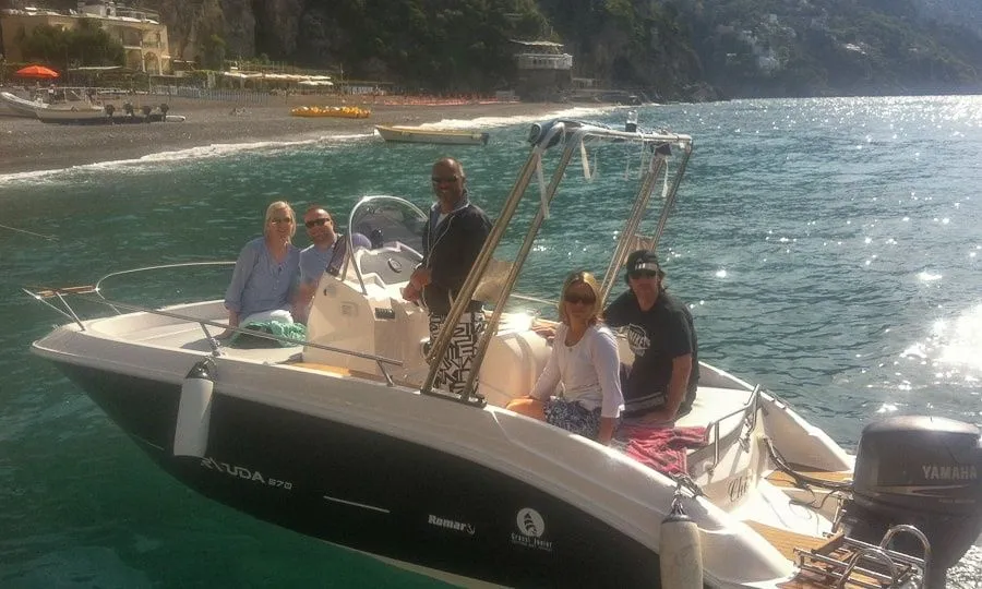 5.7m Positano Motor Boat Hire