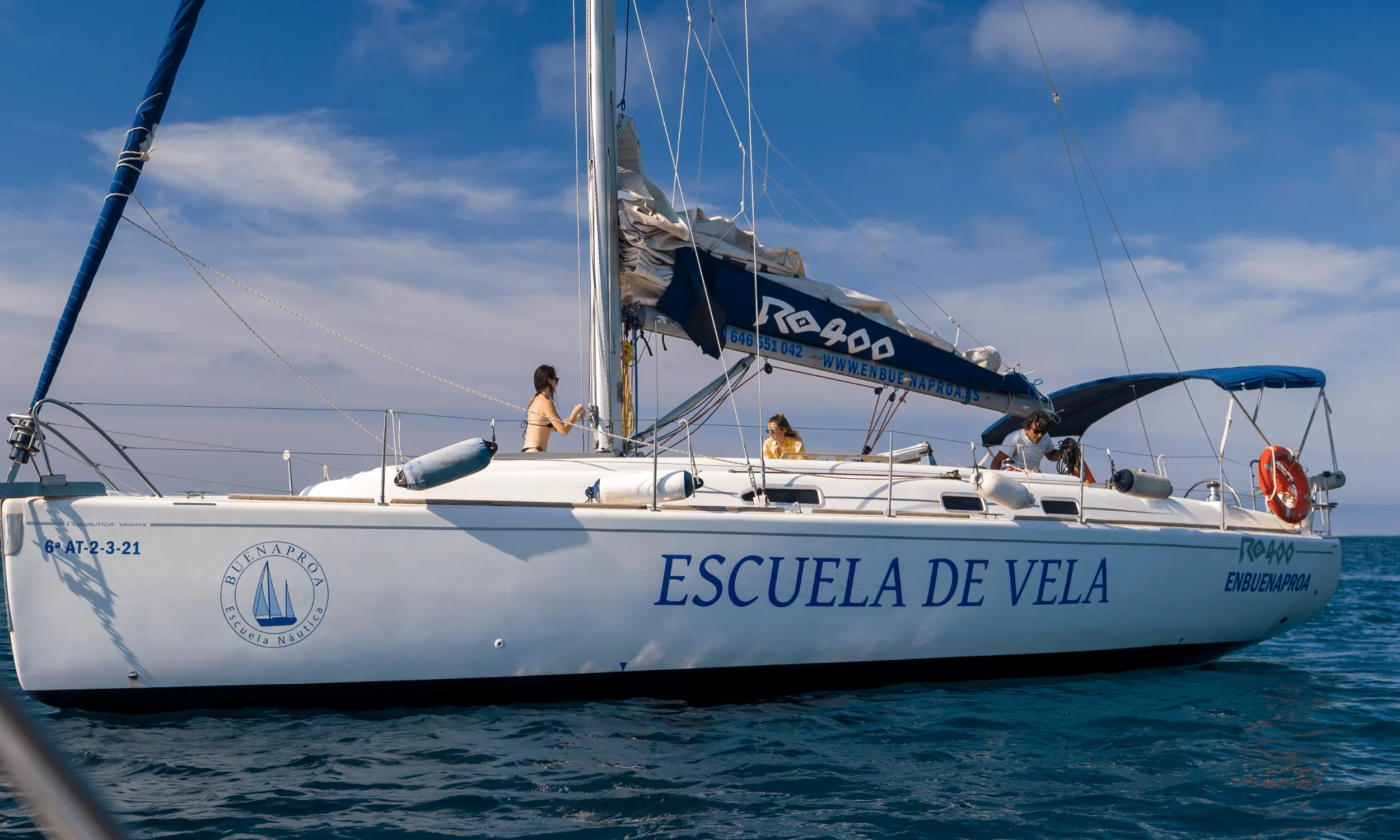 Rent a 11.75m Ronautica 400 Sailing Yacht in Santa Pola