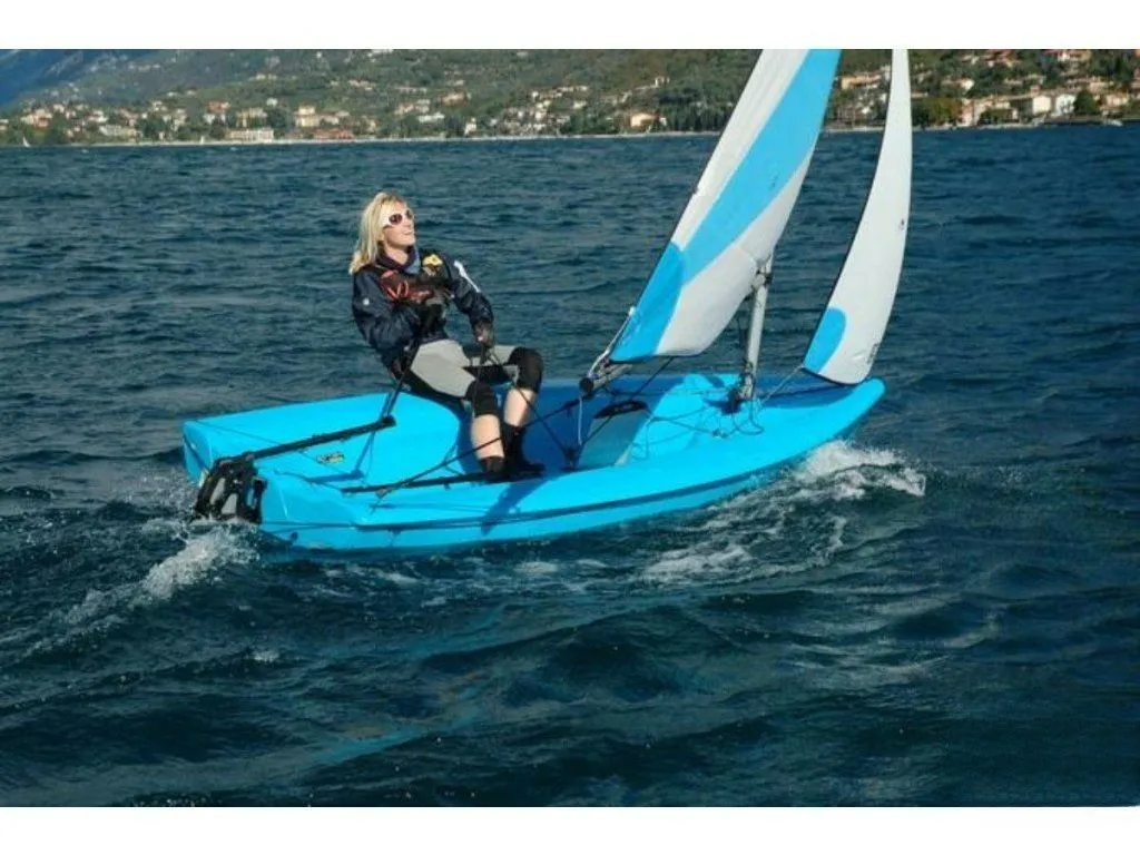 Charter a 3.53m Boat in Lipno nad Vltavou