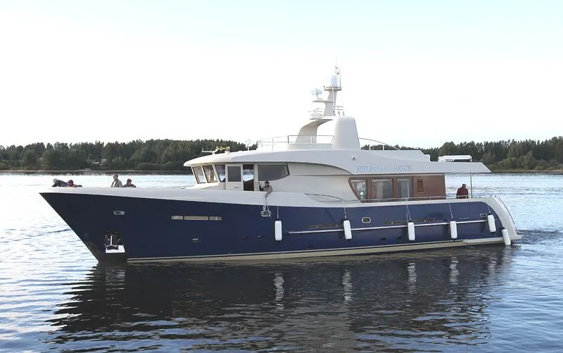 Explore Povedniki on a 24.7m Rybinsk Shipyard 81 Motor Yacht Rental