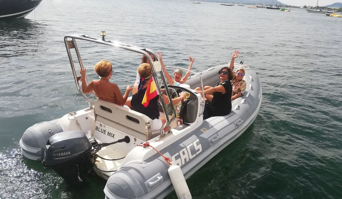 Blue Mix Charter Boat