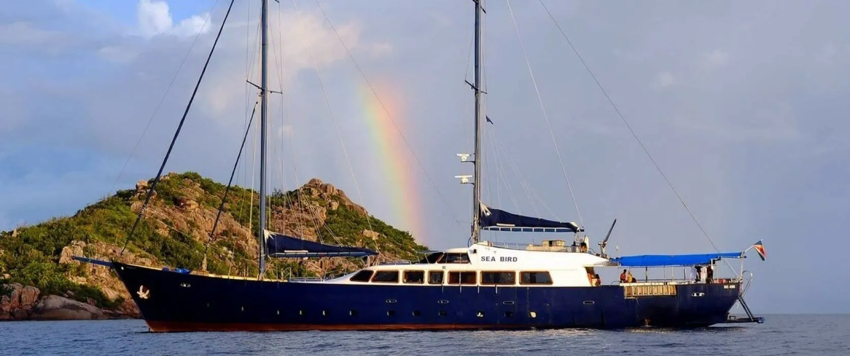 Charter a 42m Boat in Eden Island