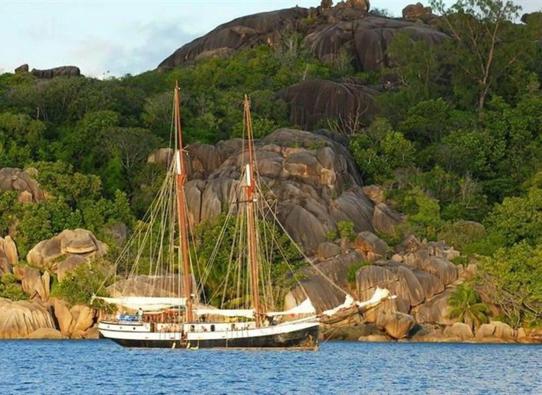 Sea Pearl Charter Boat