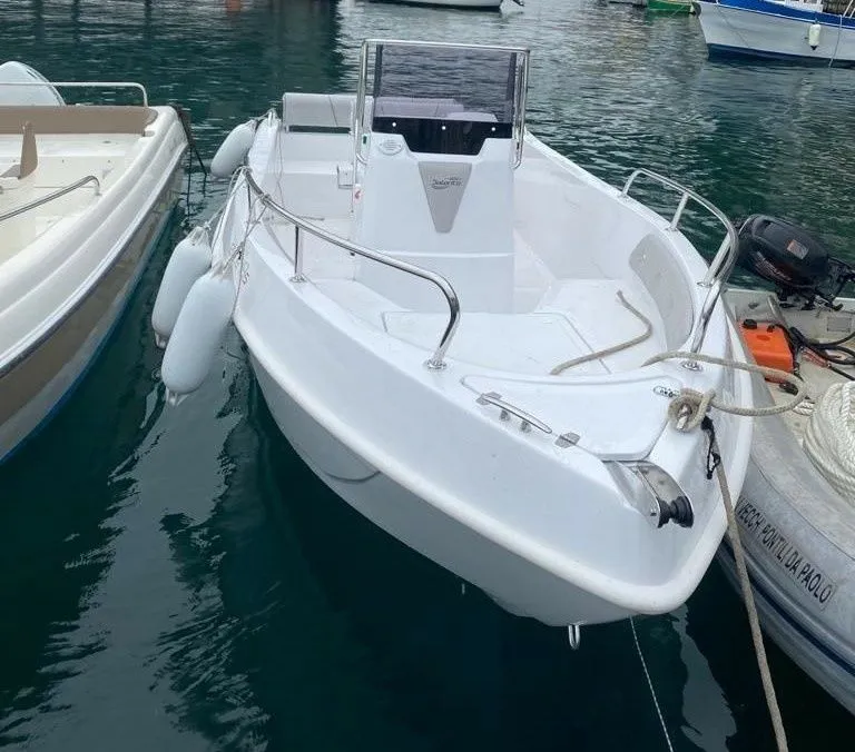 Explore Castellammare di Stabia on a 5.9m Rental Salento Marine Elite 19