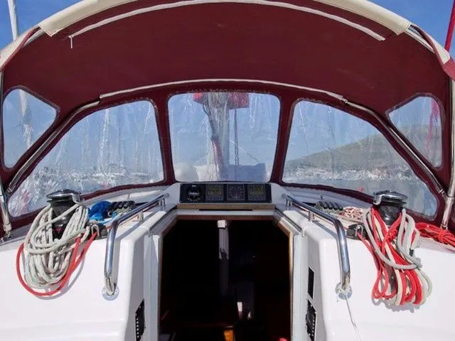 10.4m Kastela Salona 35 Sailing Yacht Hire