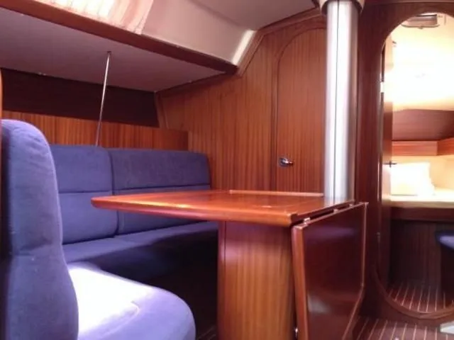 Vira Charter Boat