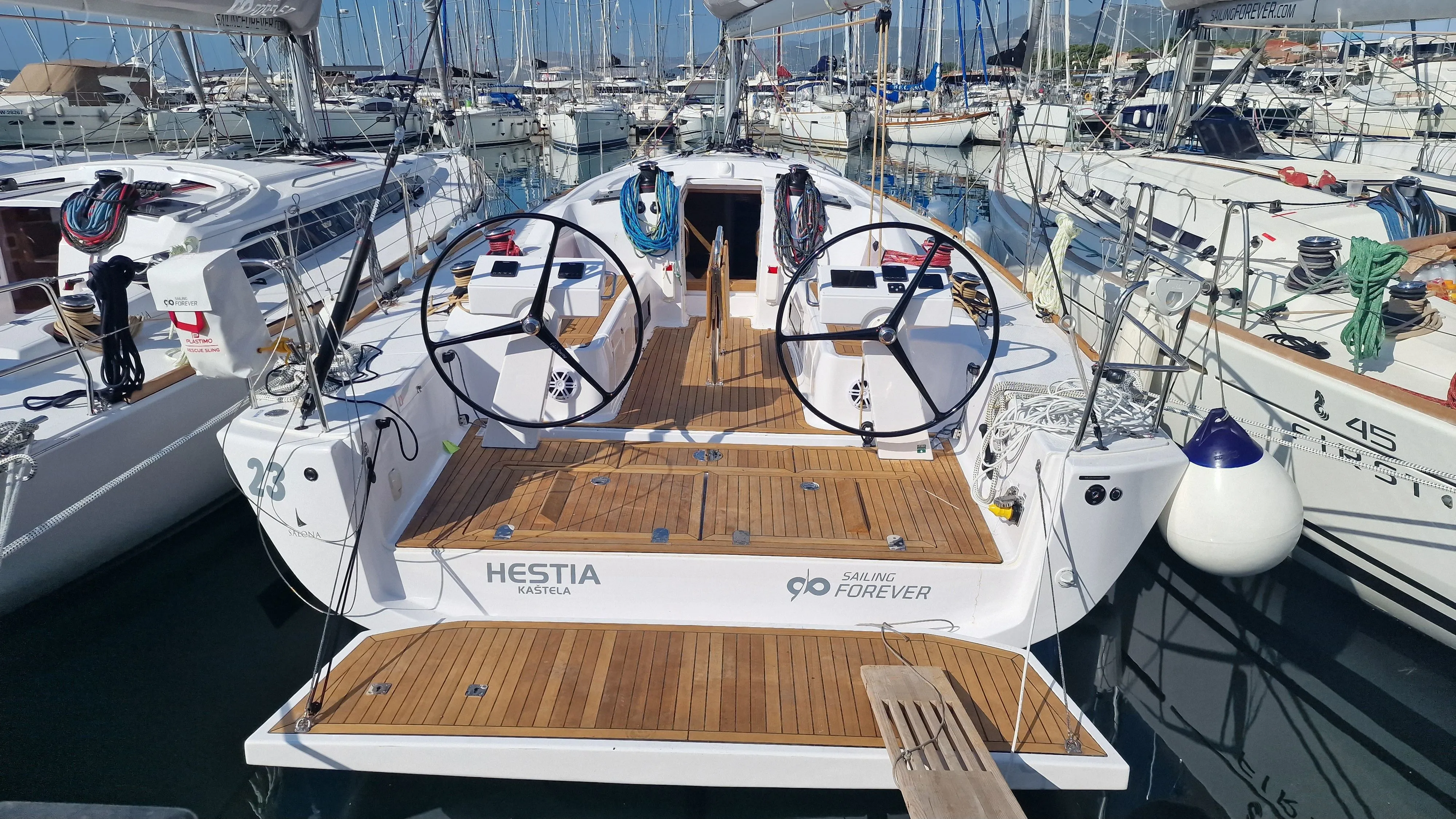 Hestia Charterboot - 3