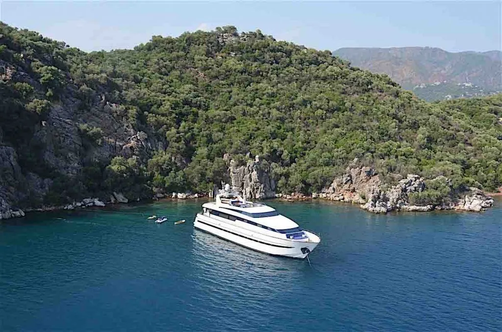 Sheran Kiralık Teknesi