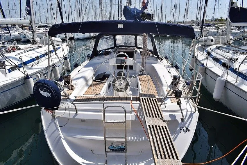 Rent a 11.2m SAS Vektor 36 in Biograd na Moru