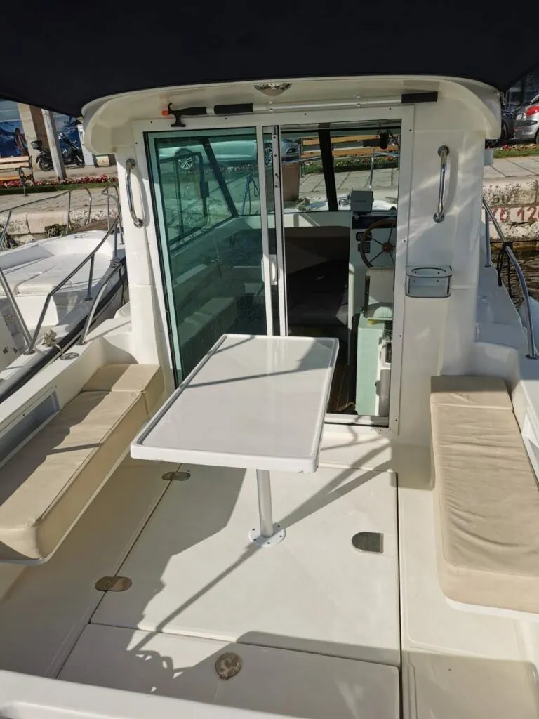 Explore Petrčane on a 6.99m Rental Motor Boat SAS Vektor 700