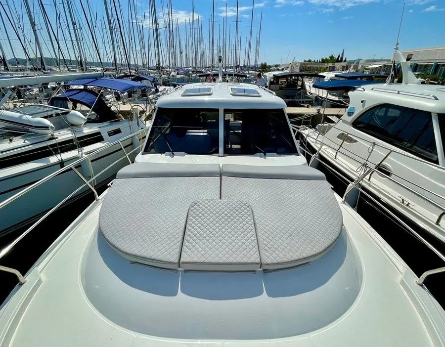 Gaja Charter Boat