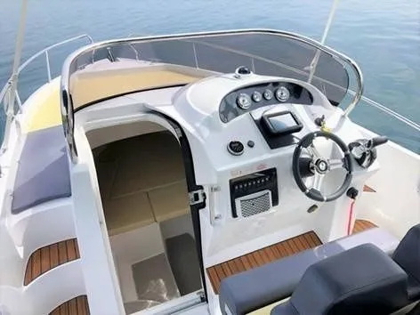 No Name Charter Boat