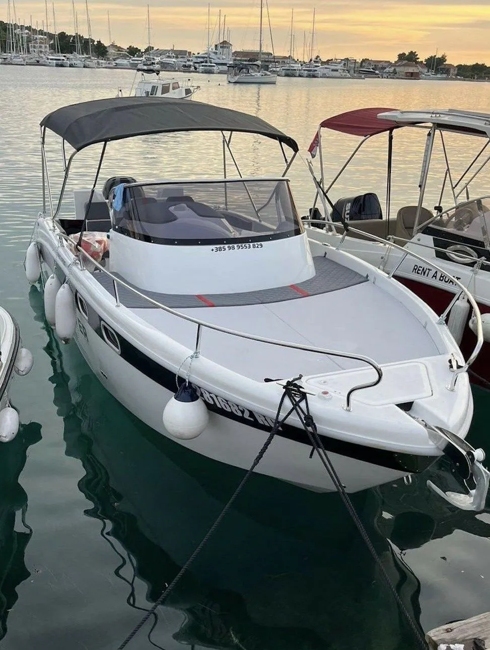 Charter a 7.5m Motor Boat Saver 750 WA in Rogoznica
