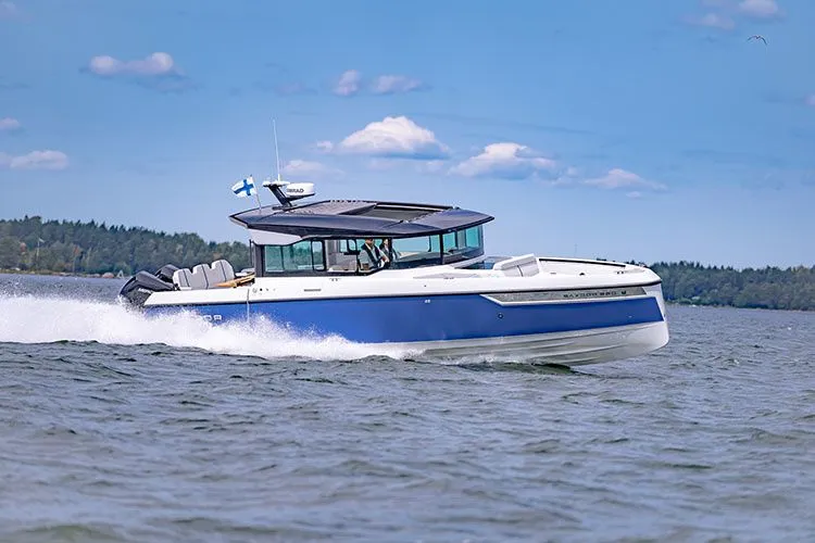 Rent a 9.69m Motor Yacht Saxdor 320 GTC in Gdynia