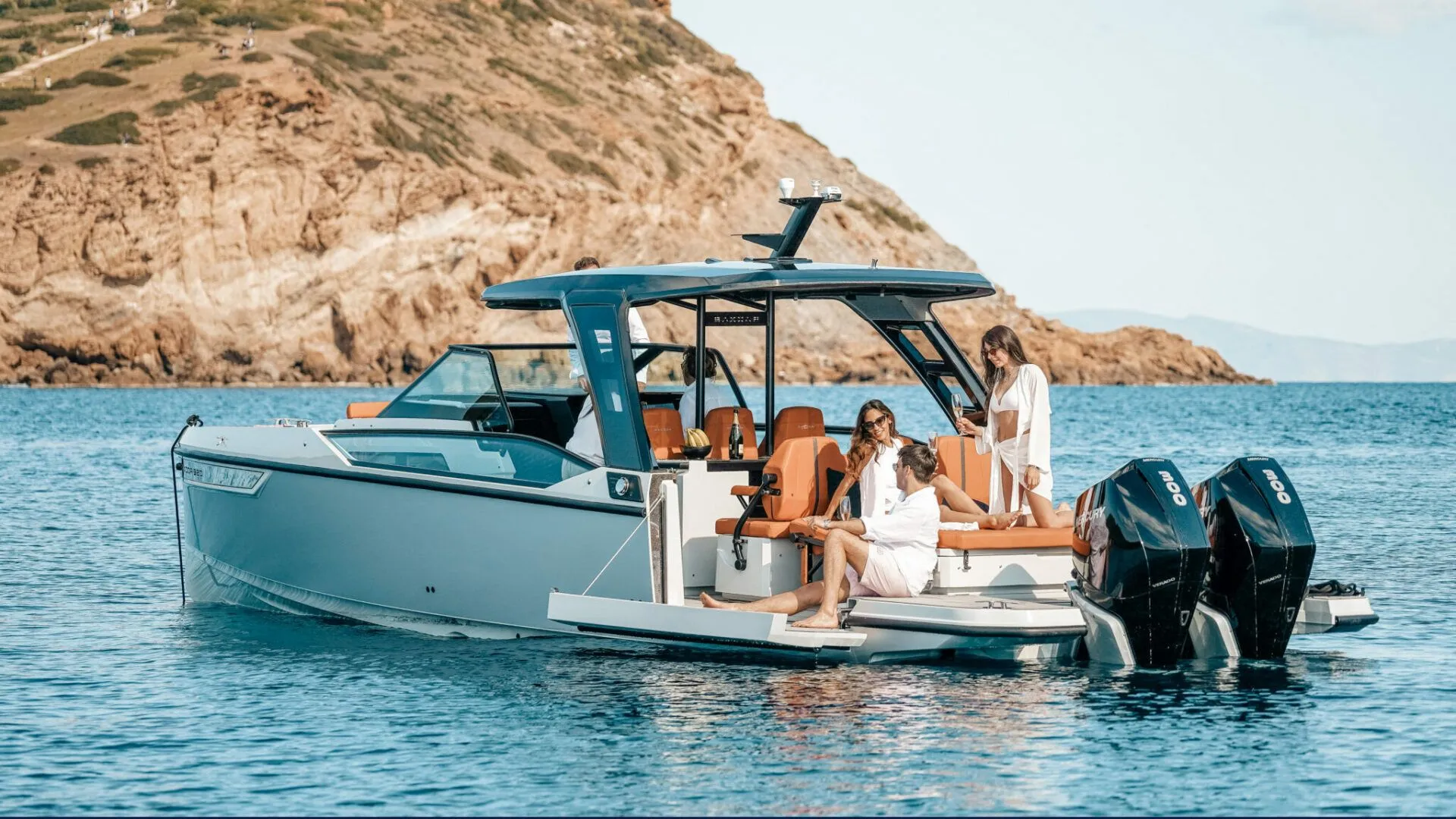 Charter a 10.28m Saxdor 320 GTO Motor Yacht in Vodice