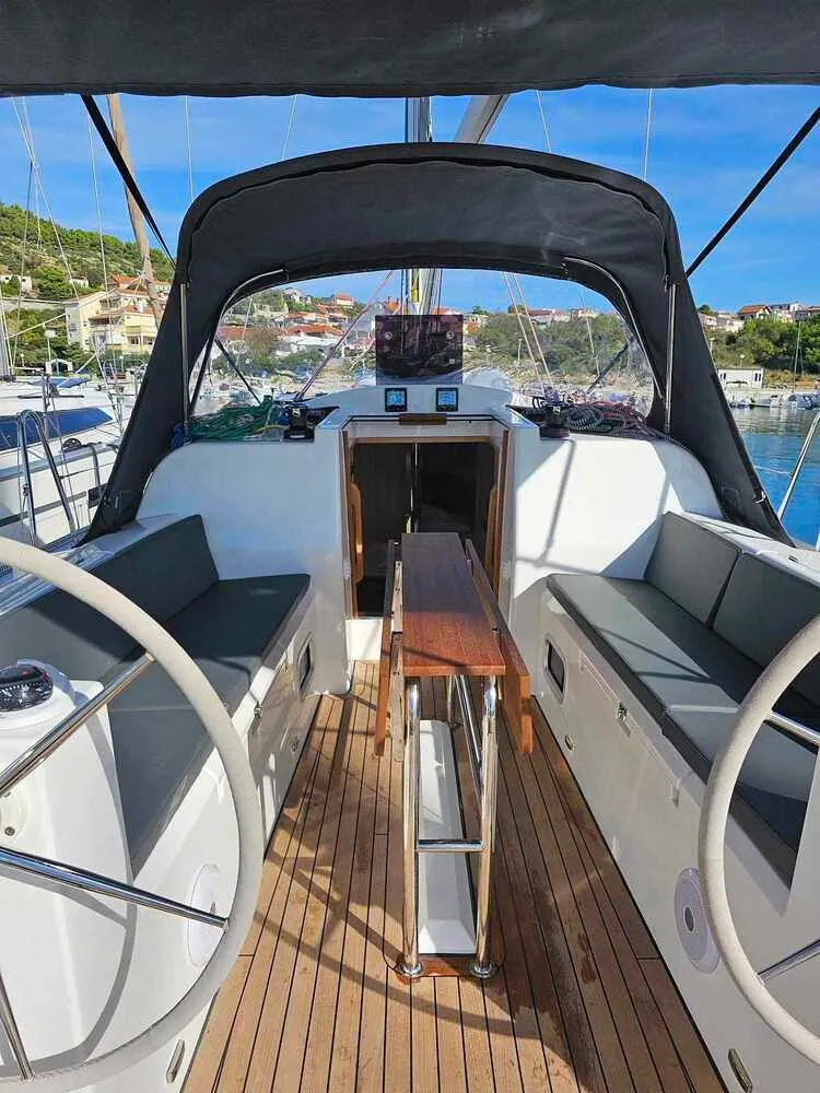 Чартер Furia - 5