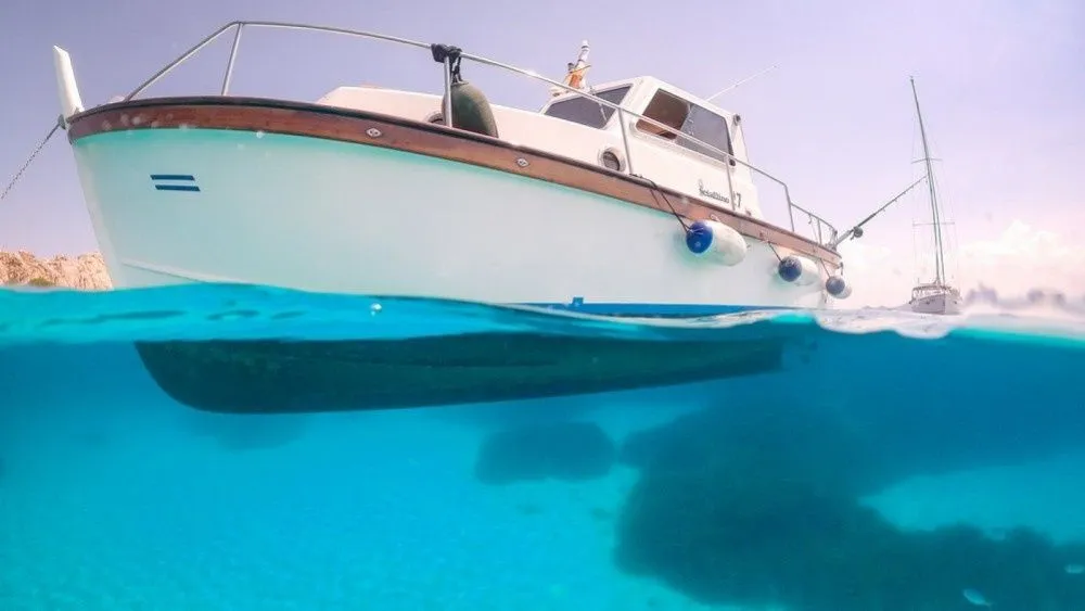 8.4m Porto Rotondo Sciallino 40 Motor Boat Hire