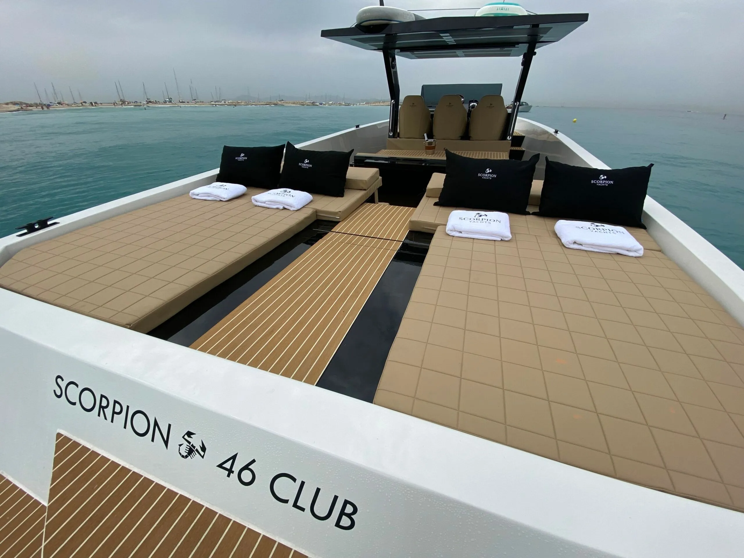15m Santa Eularia des Riu Boat Hire