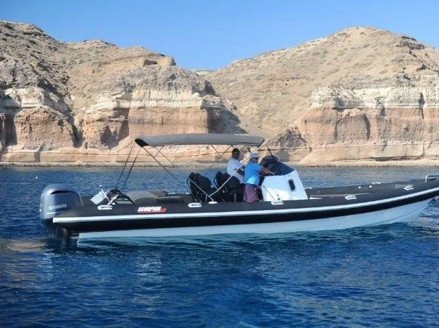 Charter a 8.2m Motor Boat in Mykonos City