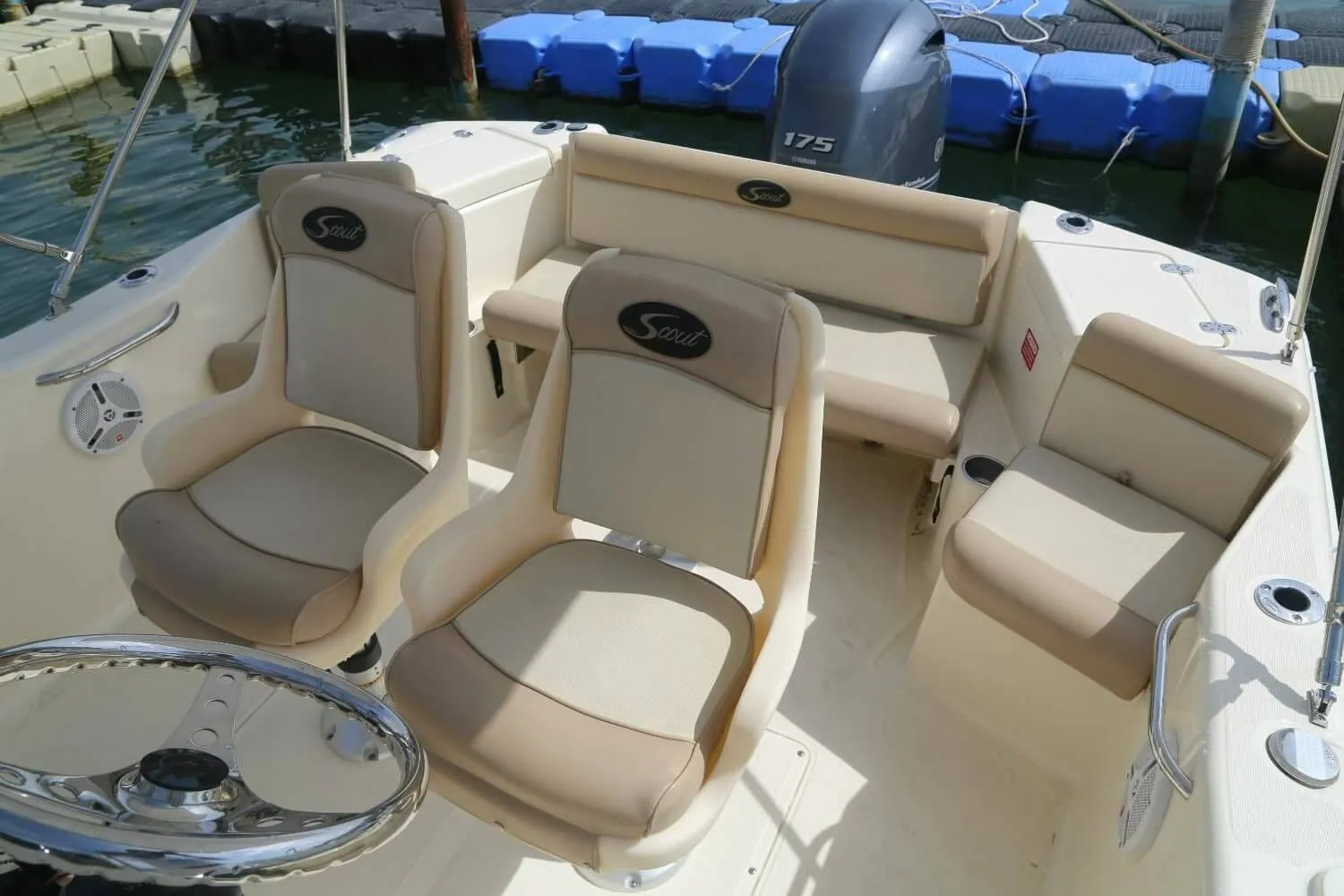 Sportfish лодка на прокат