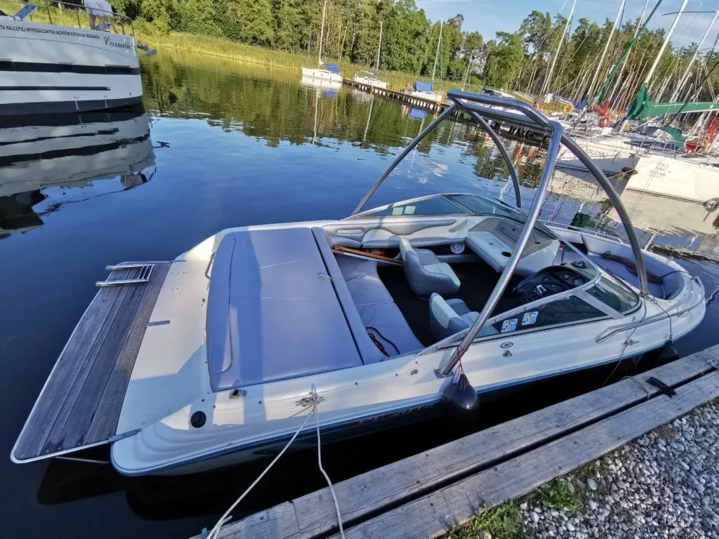 Explore Bogaczewo on a 6.75m Rental Motor Boat