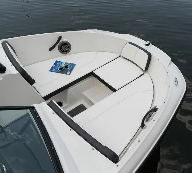 MerCruiser Charter Boat