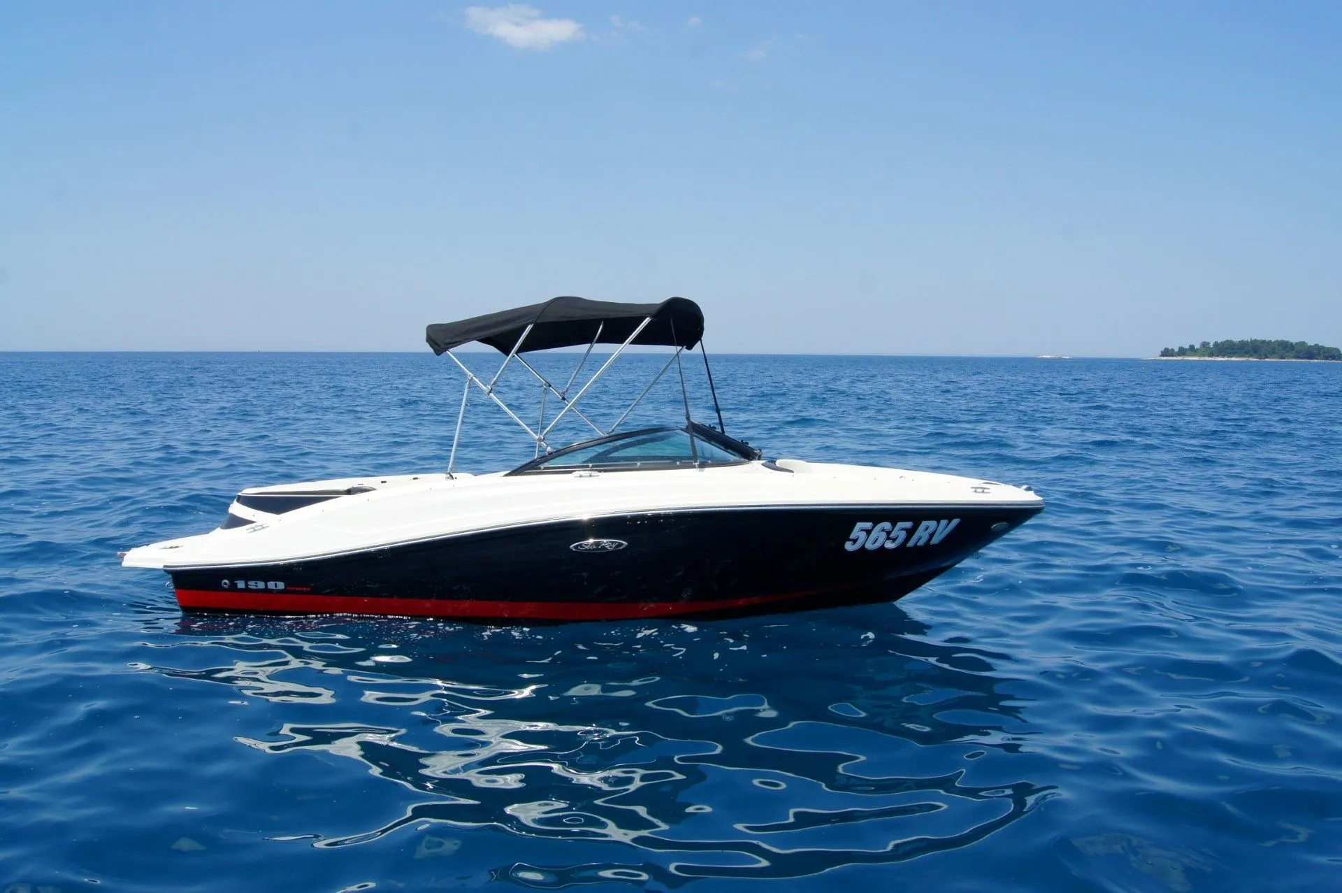 Rent a 6m Boat in Rovinj