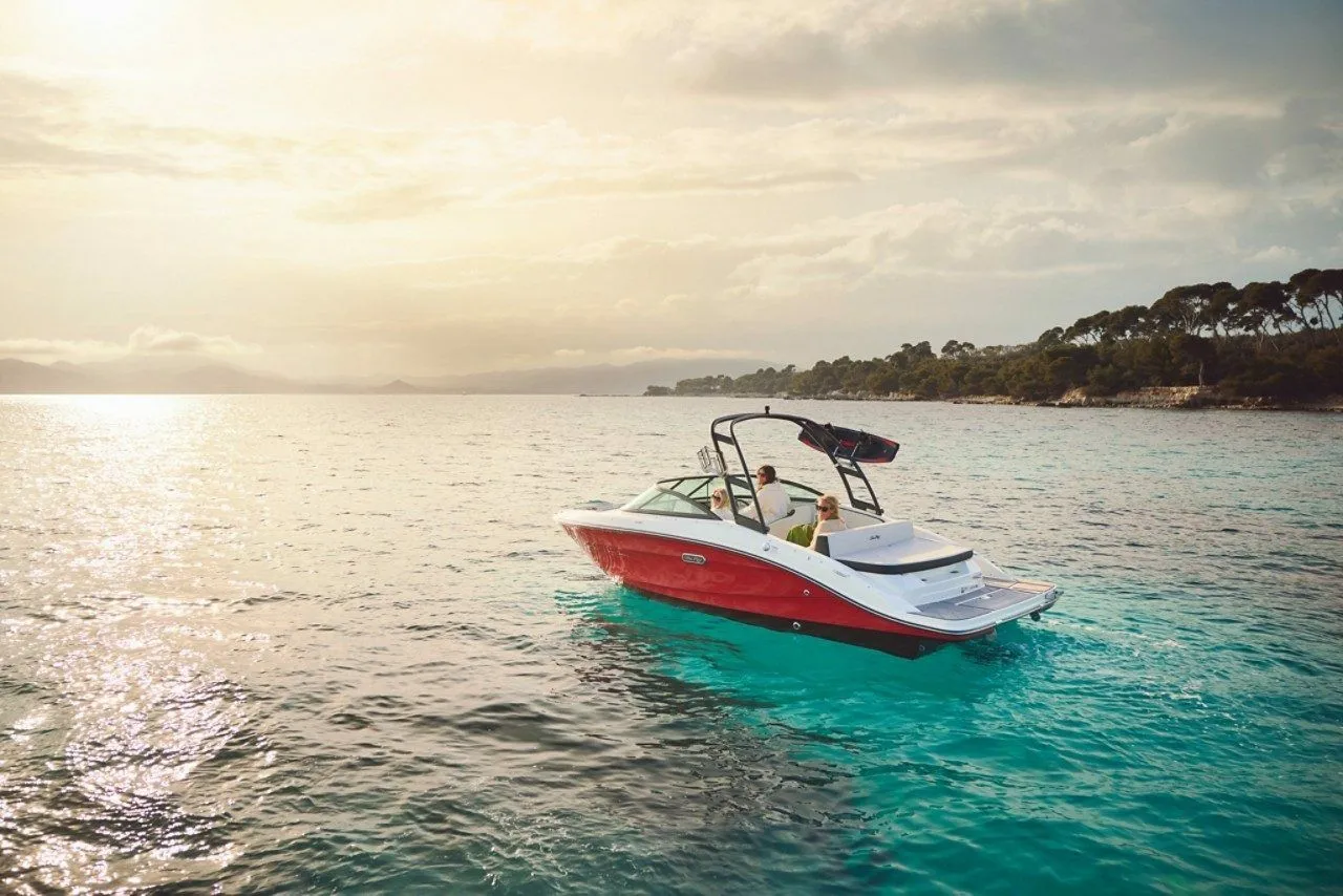 SR 21 Charter Boat