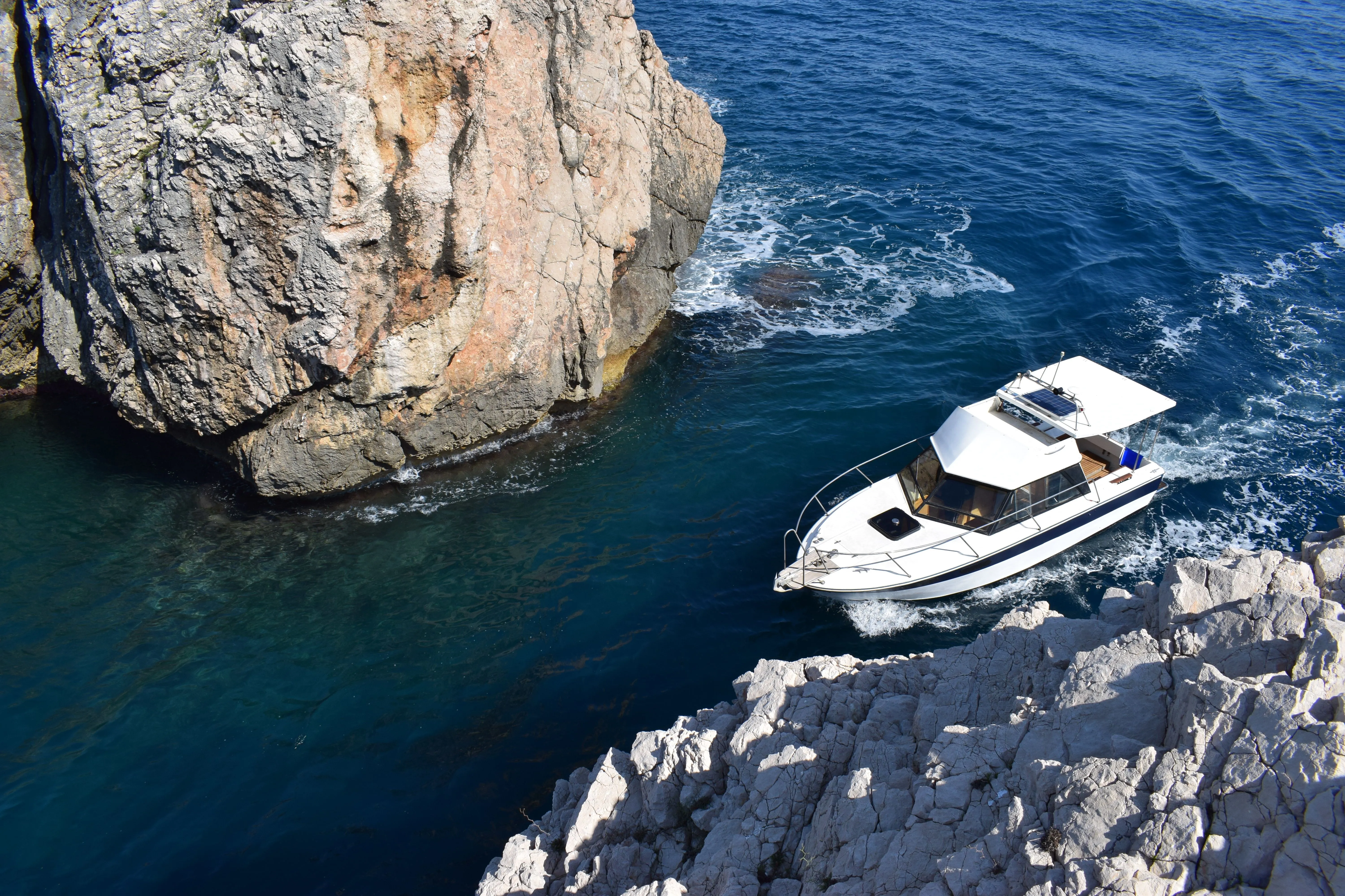 8.3m Dubrovnik Boat Hire