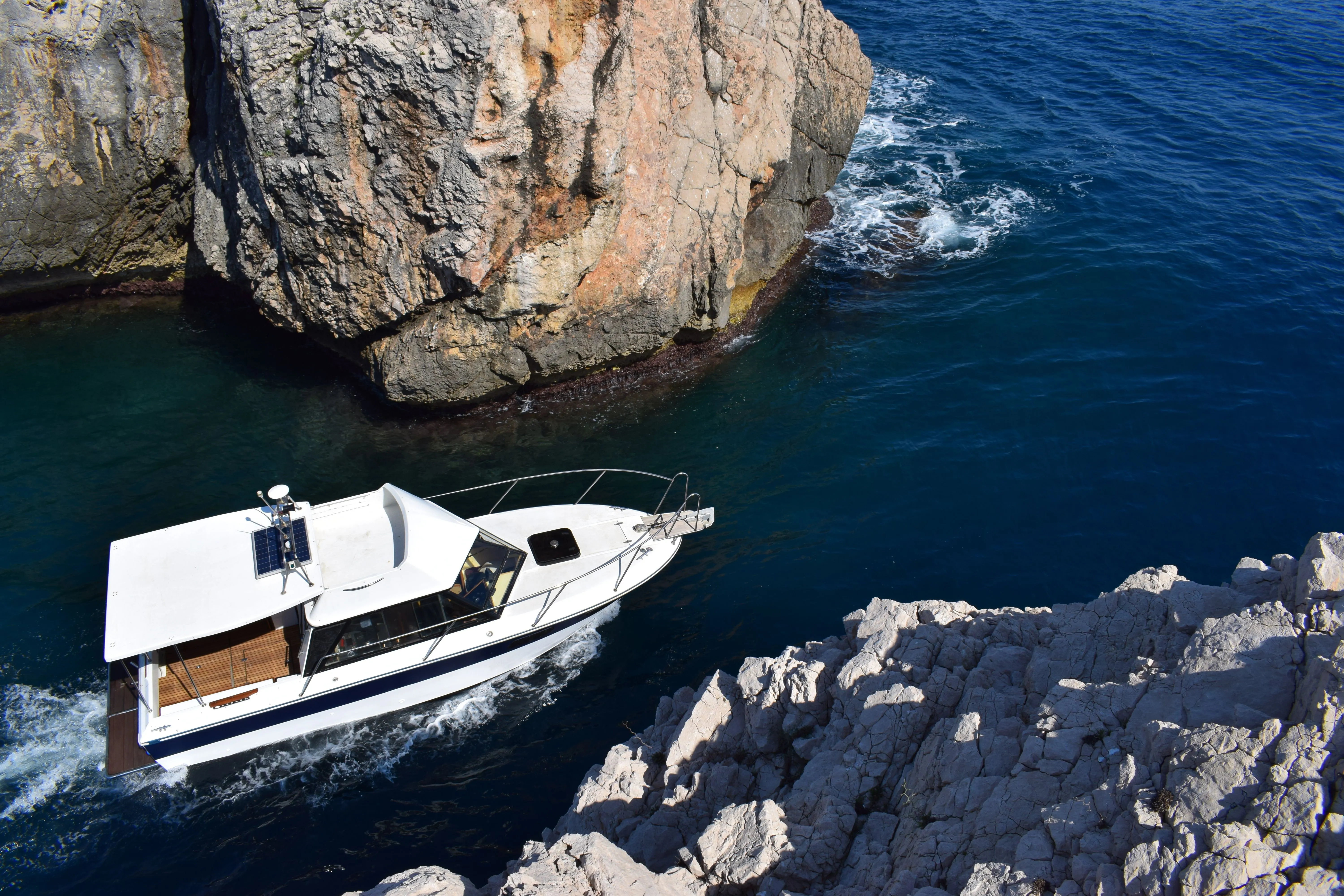 No Name Charter Boat